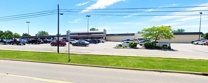 K-Mart (Kmart) - Adrian - 1535 W Maumee St (newer photo)